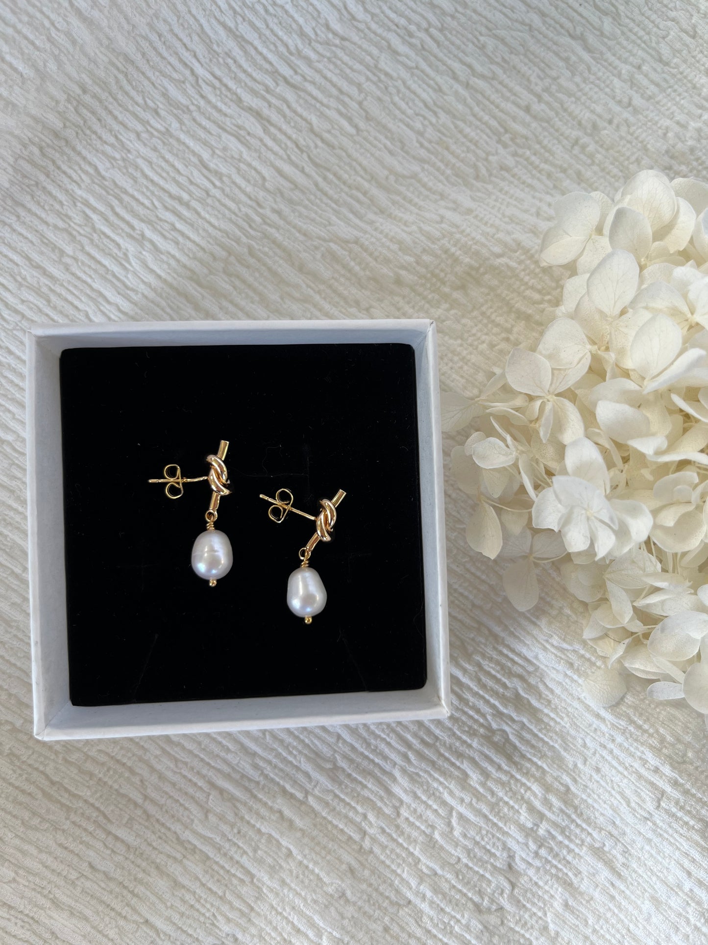 Gold Vermeil Knot Pearl Earrings
