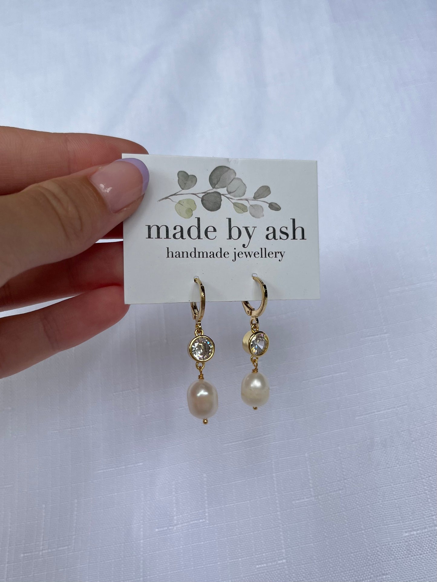 Eve Pearl Earrings