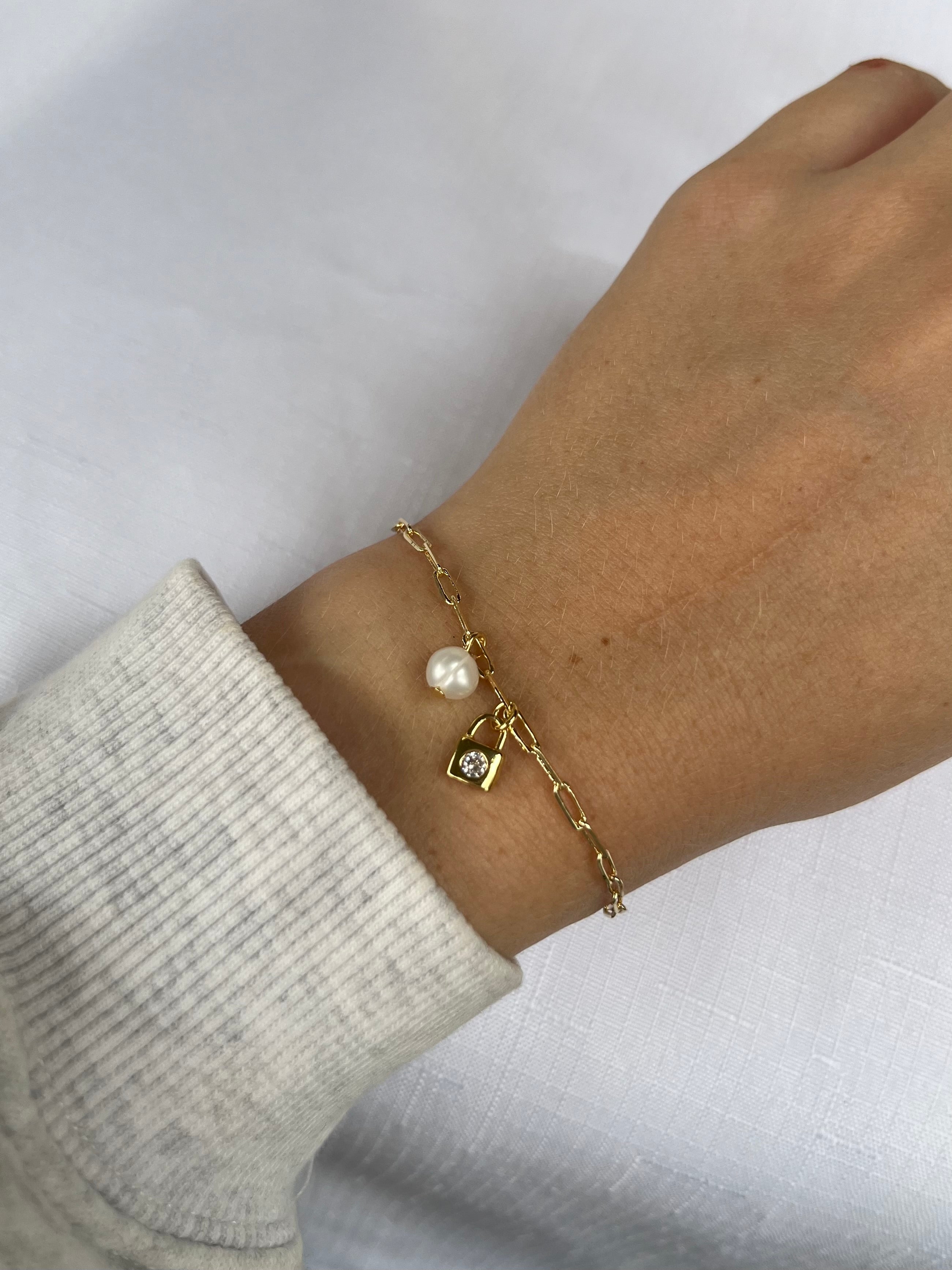 Gold Lock & Pearl Bracelet