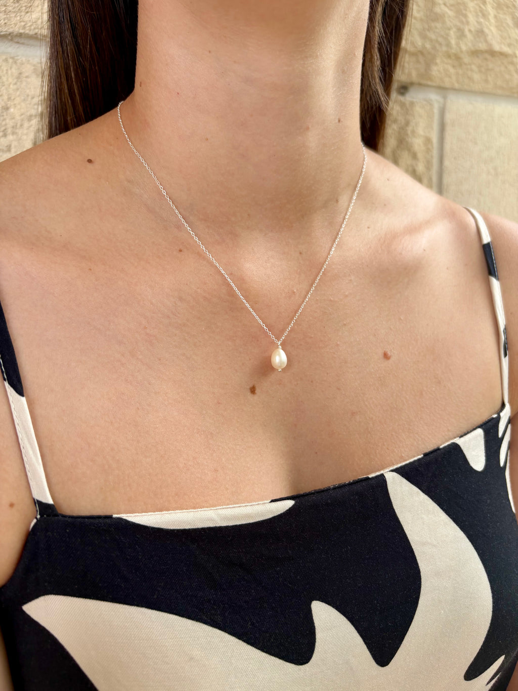 Sterling Silver Baroque Pearl Necklace (Gold/Silver)