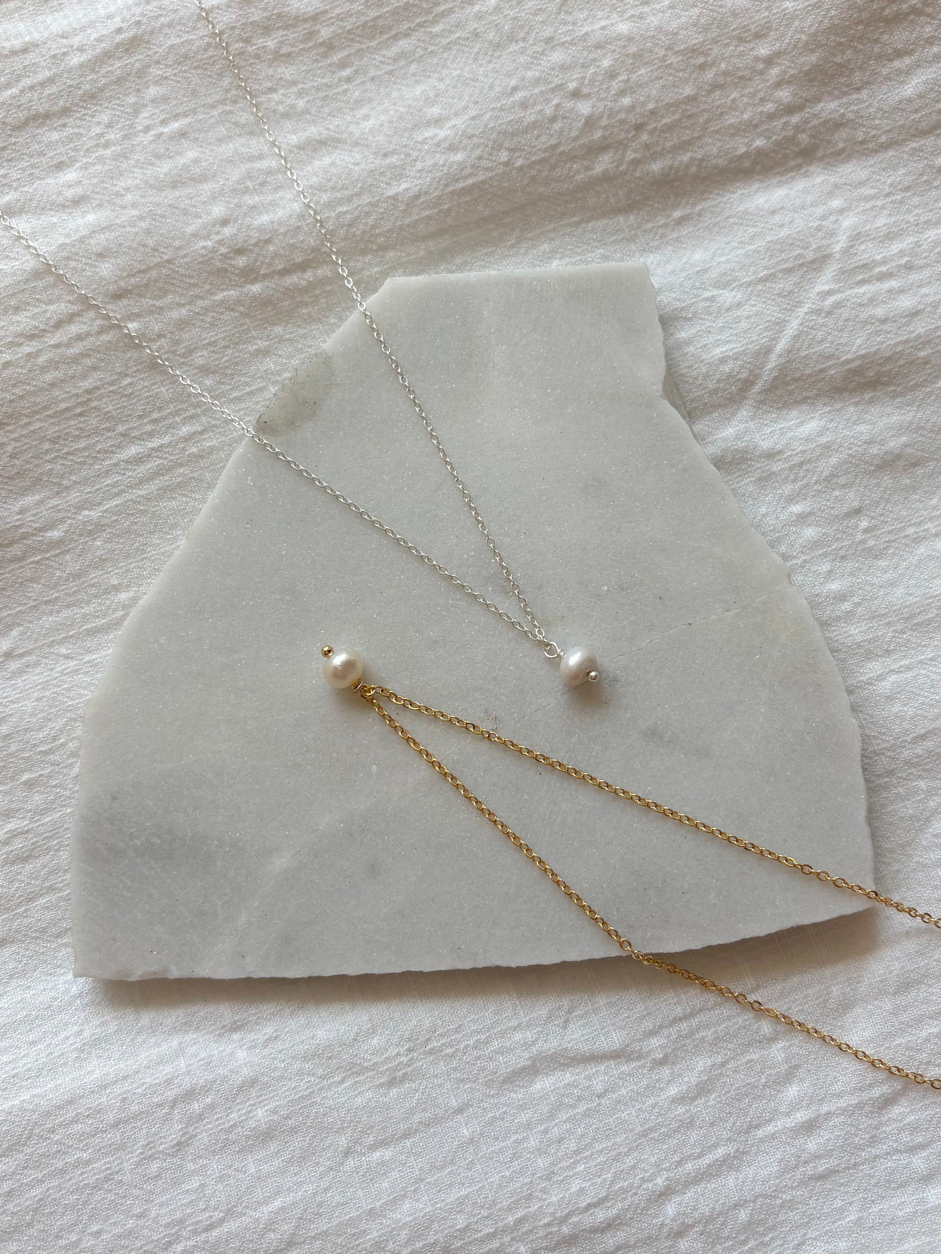 Sterling Silver Grace Pearl Necklace (Gold/Silver)