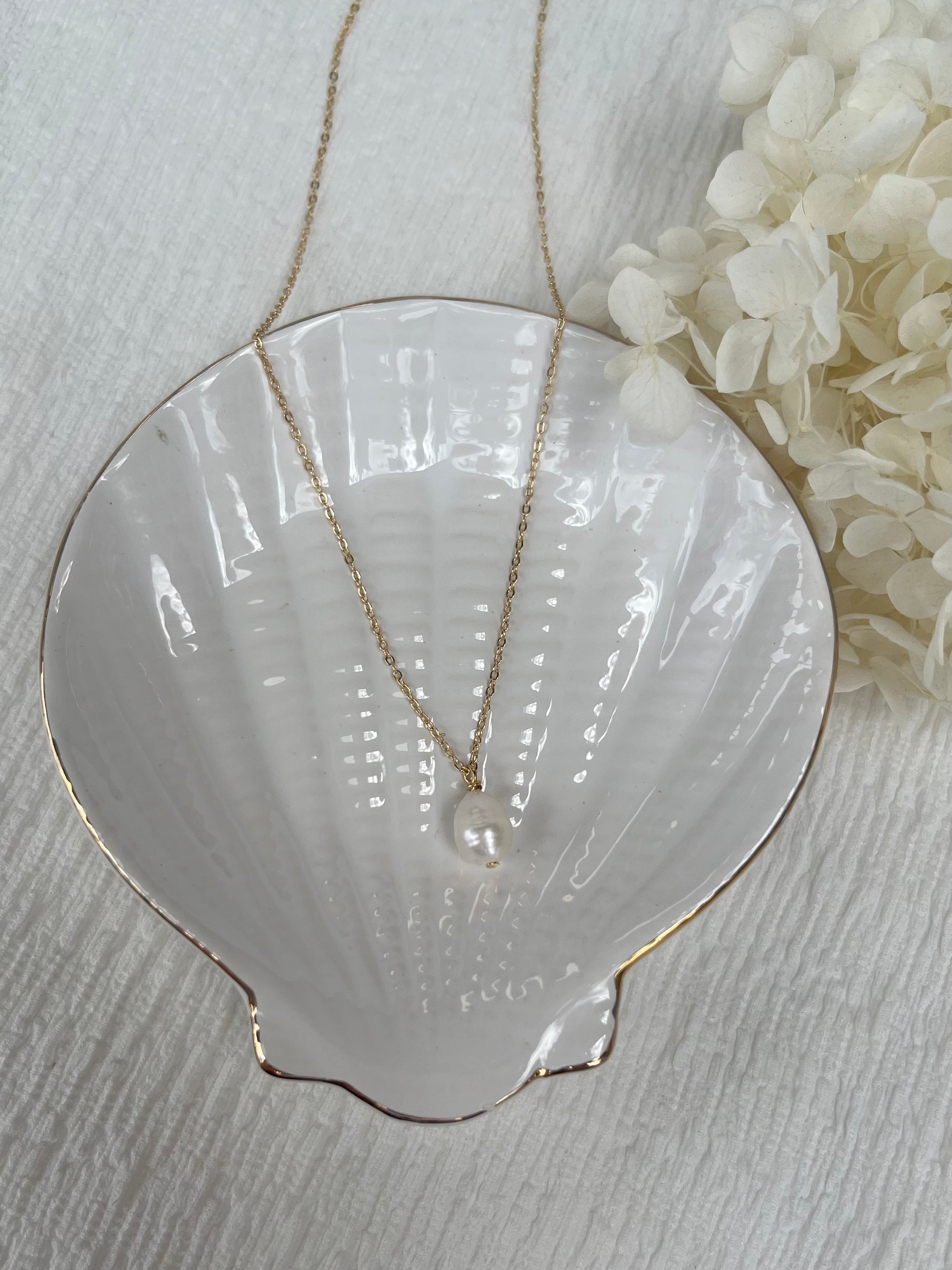 Sterling Silver Baroque Pearl Necklace (Gold/Silver)