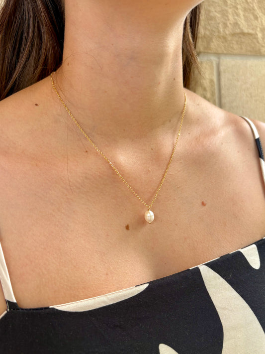 Sterling Silver Baroque Pearl Necklace (Gold/Silver)