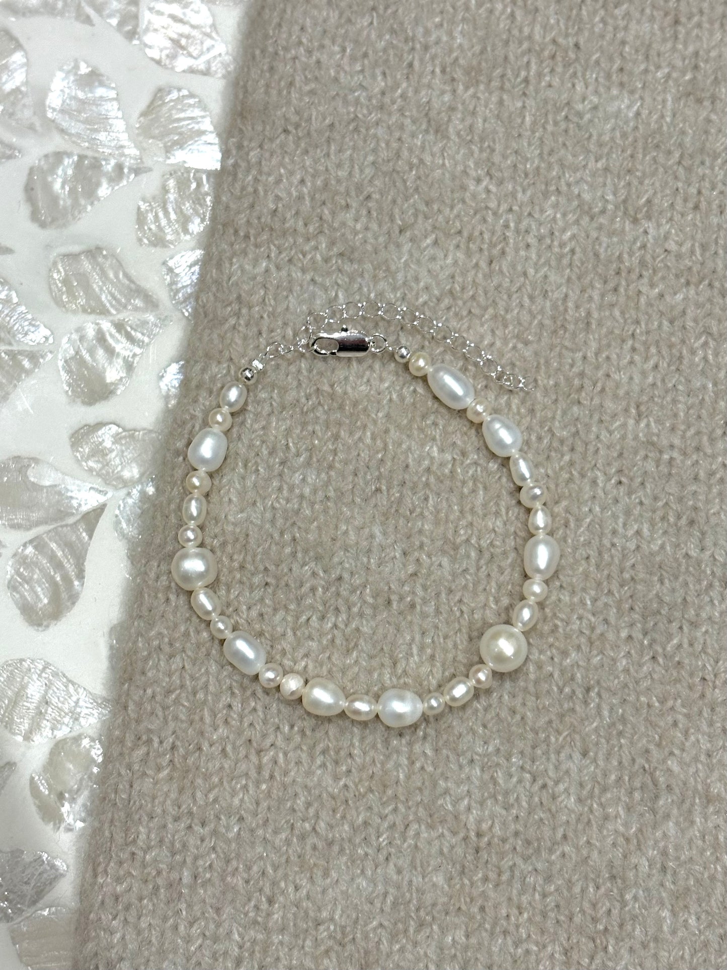 Sterling Silver Mixed Freshwater Pearl Bracelet (Gold/Silver)