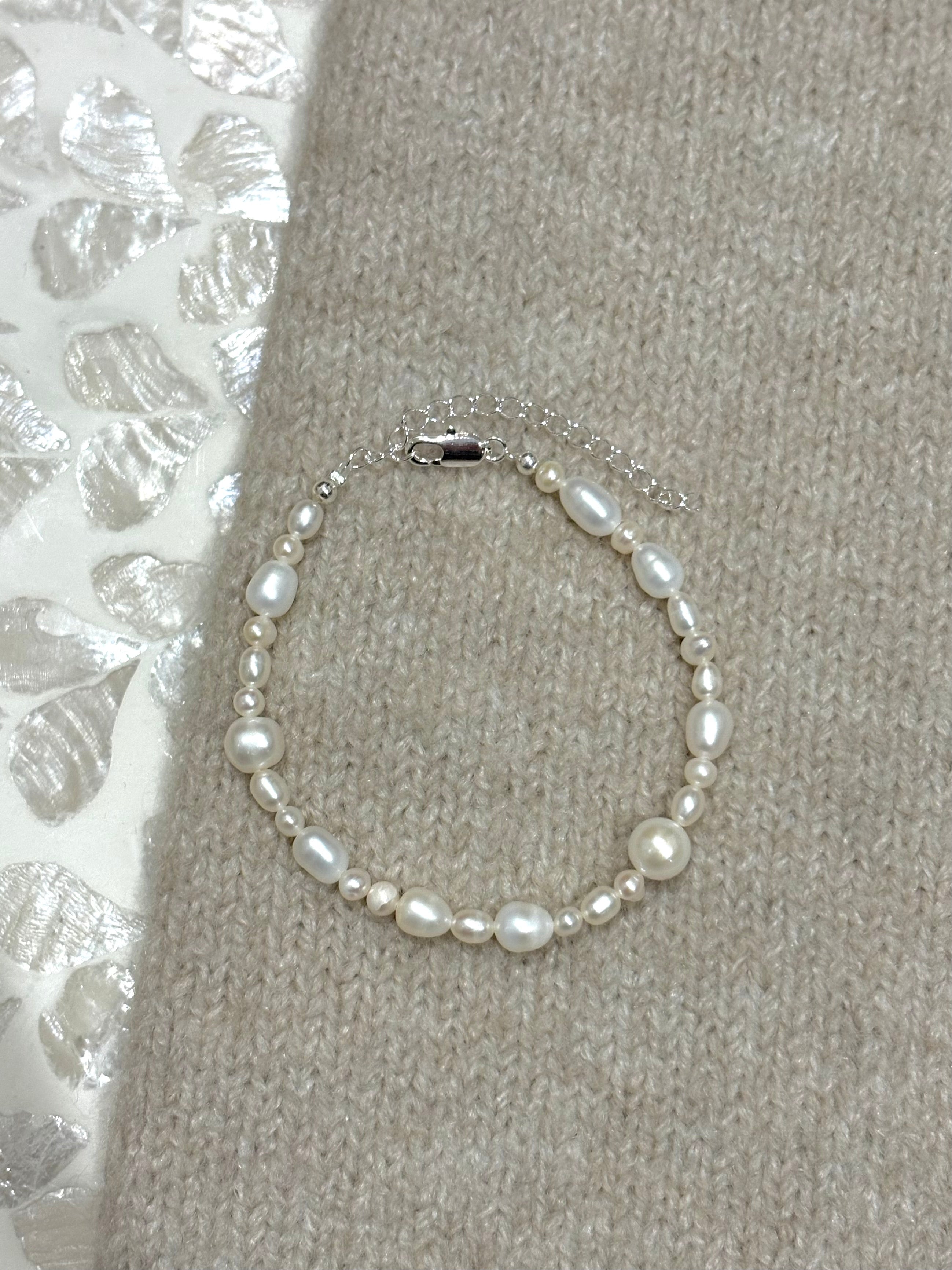 Sterling Silver Mixed Freshwater Pearl Bracelet (Gold/Silver)