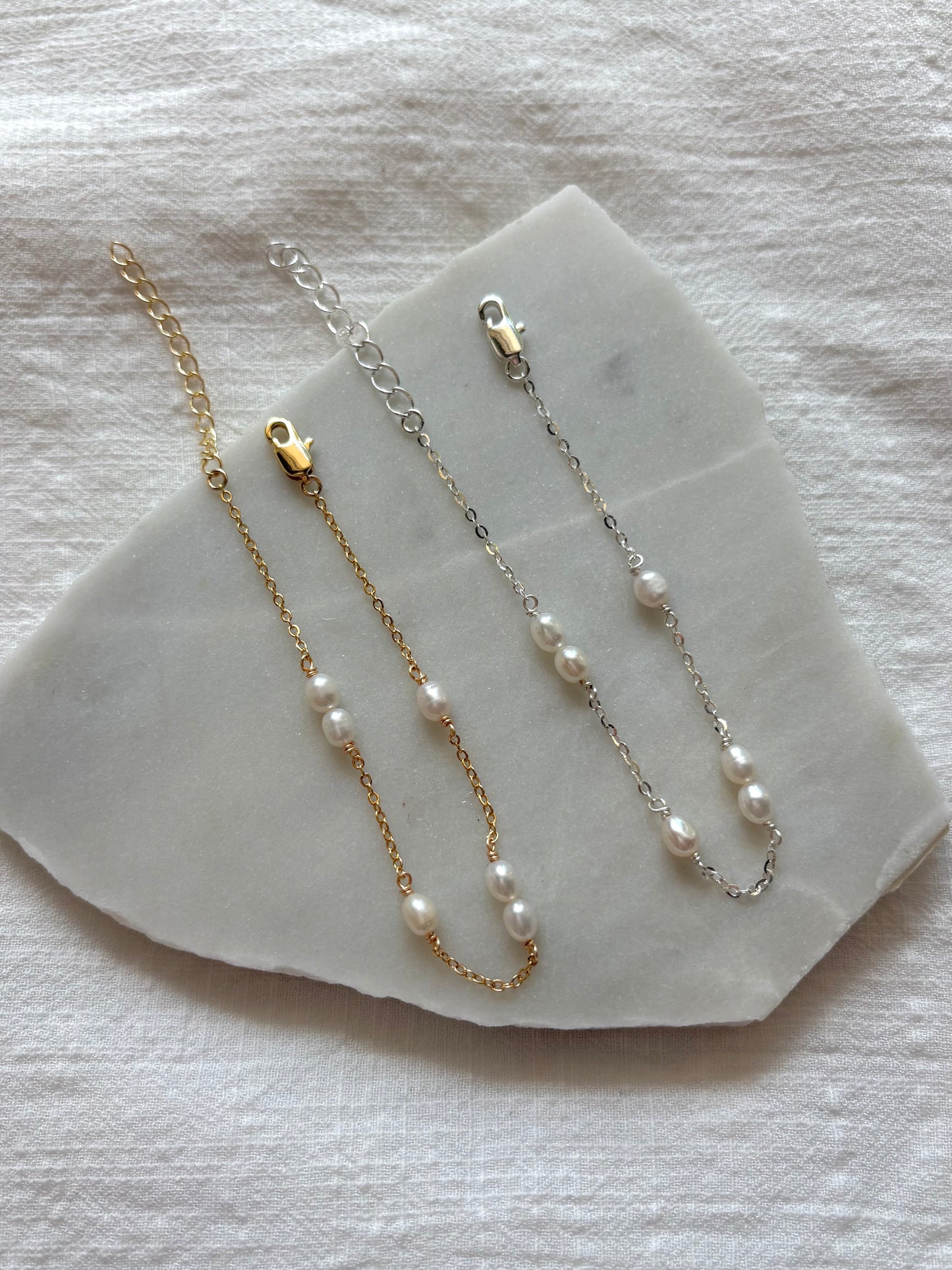 Sterling Silver Isabelle Pearl Bracelet (Gold/Silver)