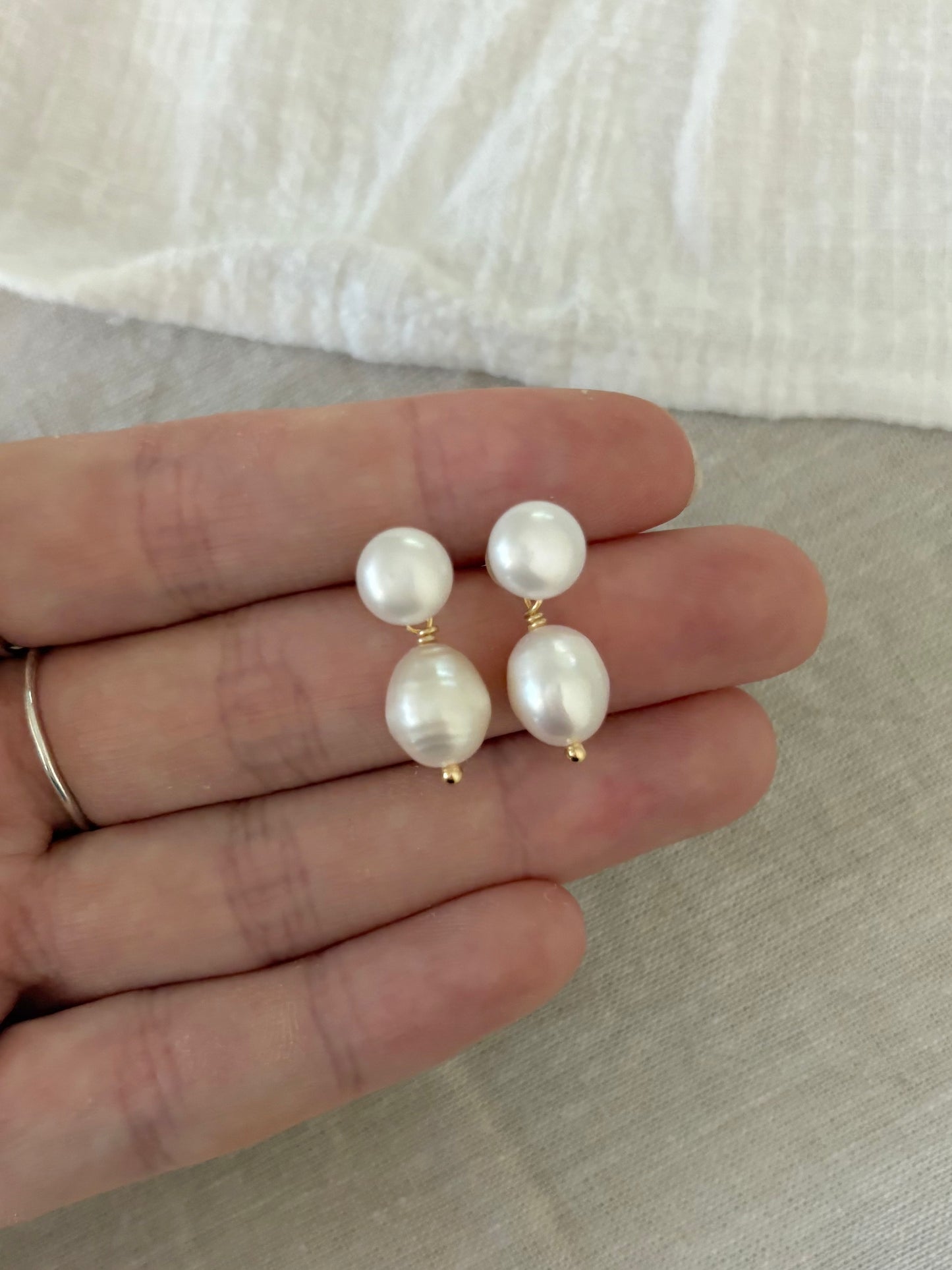 Sterling Silver Avery Pearl Earrings (Gold/Silver)