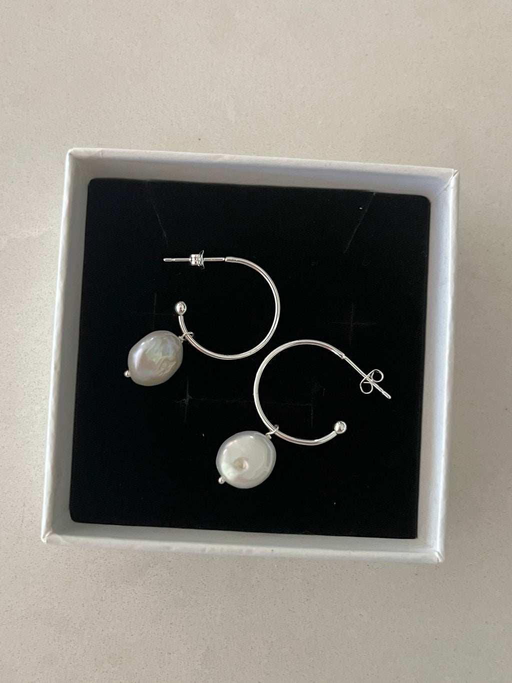 Sterling Silver Coin Pearl Hoops (Gold/Silver)